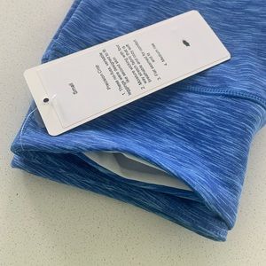 🤩NWT🤩 LovePilates Blue Precision Crop Leggings